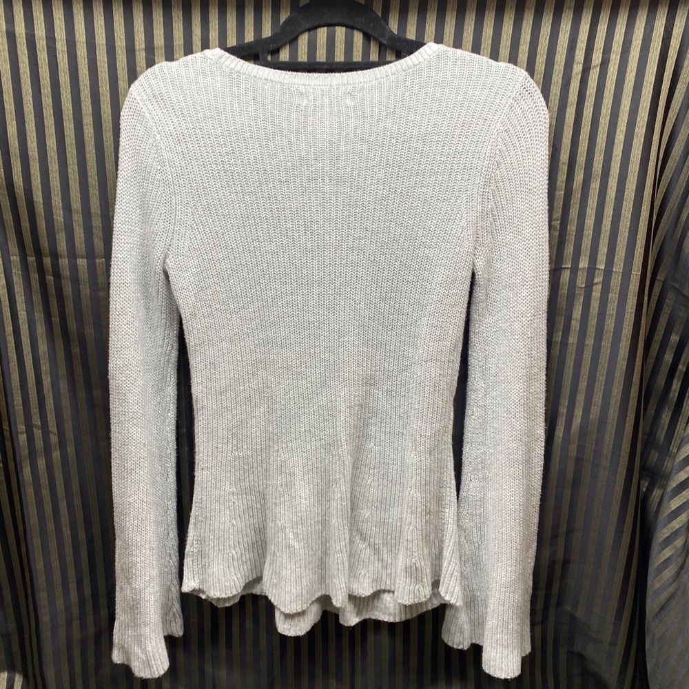 Lauren Conrad size XS Sweater - Picture 2 of 3